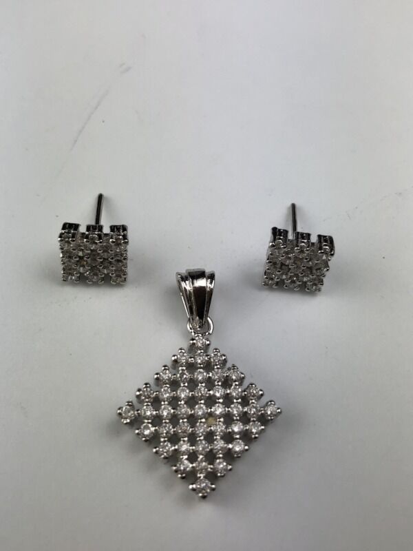 Bashshar Classic Square Studded Pendant Set With Zircon Silver925